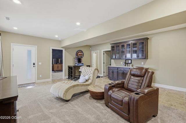 2820 Summit Drive, Joplin, MO 64804