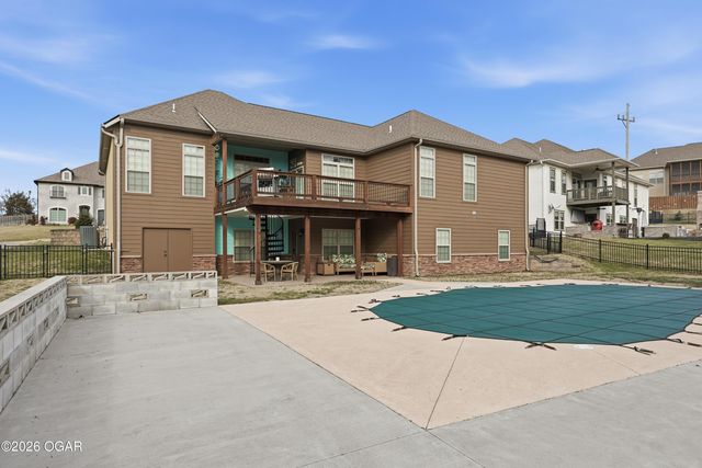 2820 Summit Drive, Joplin, MO 64804