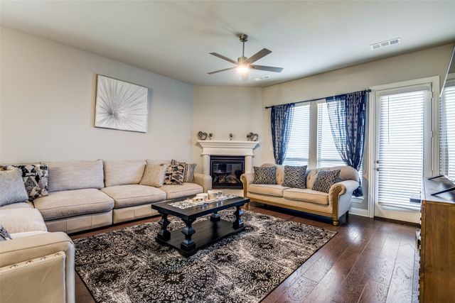 9456 Kavik Street, Frisco, TX 75035