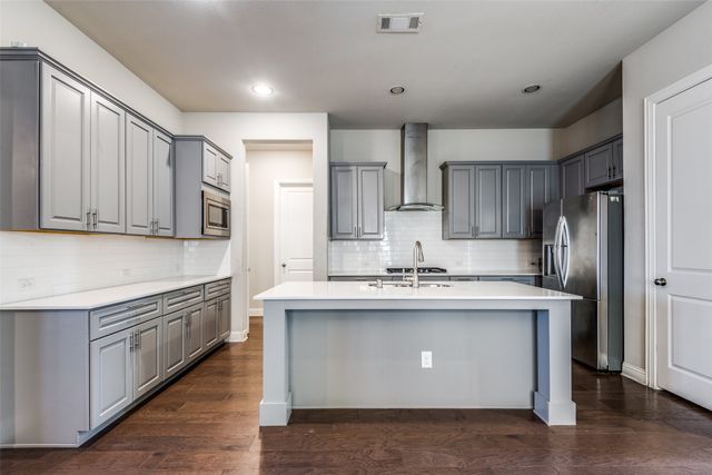 9456 Kavik Street, Frisco, TX 75035