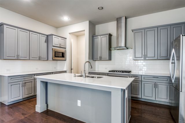 9456 Kavik Street, Frisco, TX 75035