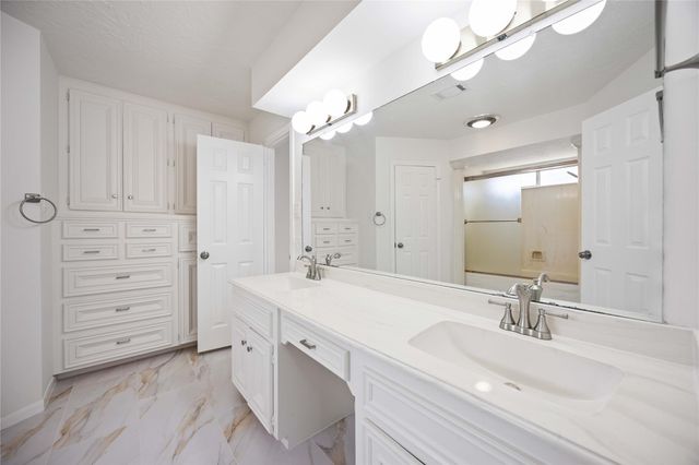14143 Hillvale Drive, Houston, TX 77077