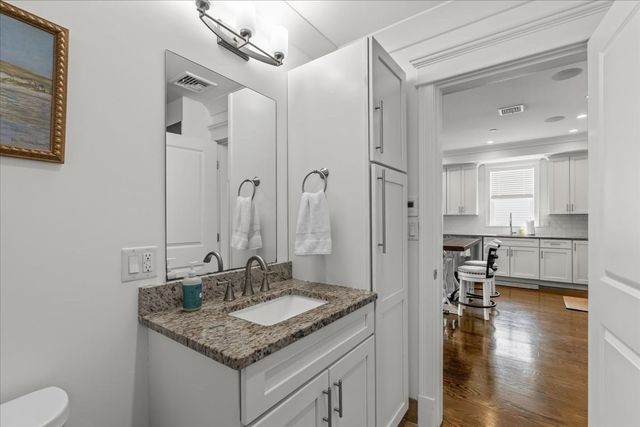 45 Coffey St 6, Boston, MA 02122