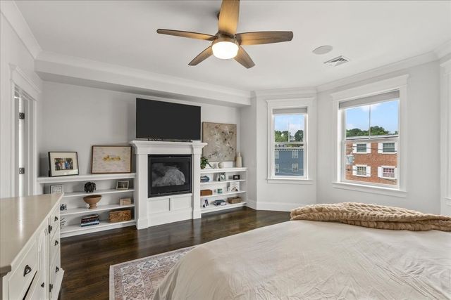 45 Coffey St 6, Boston, MA 02122