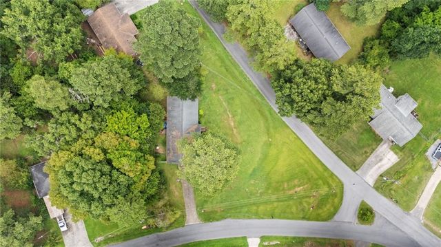 111 Friar Tuck Road NE, Rome, GA 30161