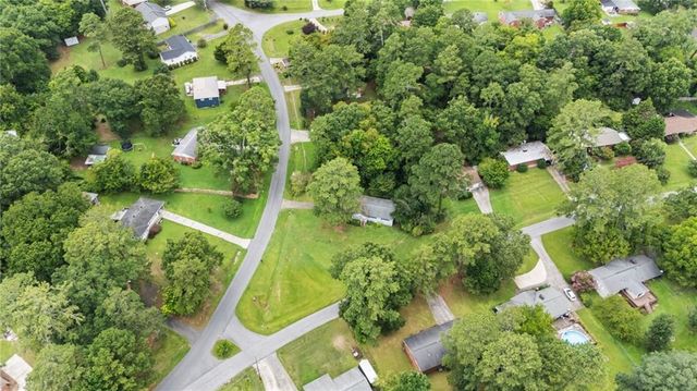 111 Friar Tuck Road NE, Rome, GA 30161