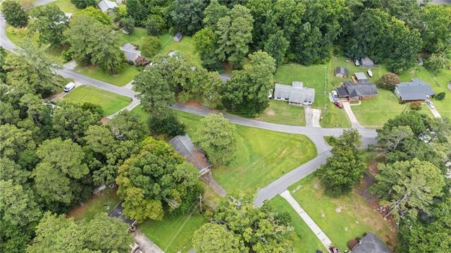 111 Friar Tuck Road NE, Rome, GA 30161