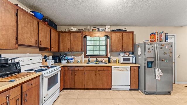 111 Friar Tuck Road NE, Rome, GA 30161