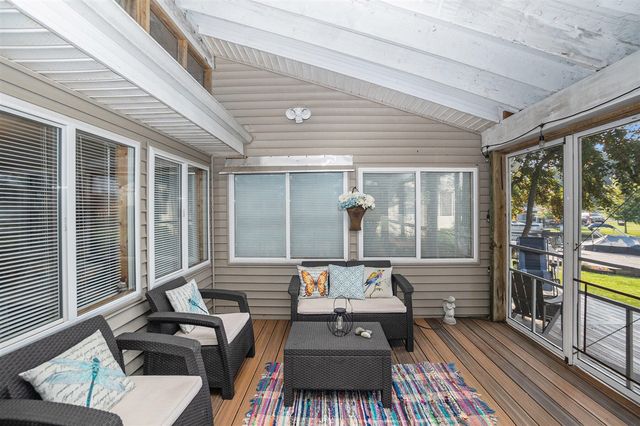 11422 Lakeshore Drive, Lakeview, MI 48850