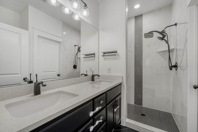 125 Irene ST, Elgin, TX 78621