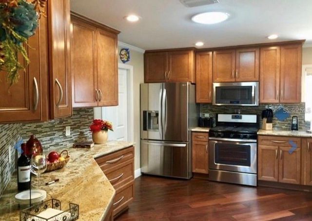 1041 REIDVILLE ROAD, The Villages, FL 32162