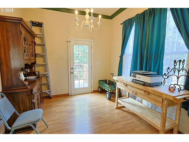 1048 ELROD Ave, Coos Bay, OR 97420