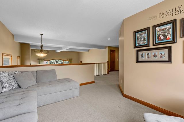 15197 Uplander Street NW, Andover, MN 55304