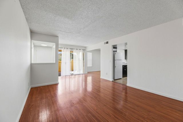 7 Las Moradas Circle, San Pablo, CA 94806