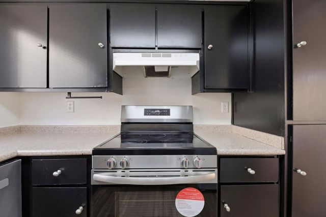 7 Las Moradas Circle, San Pablo, CA 94806