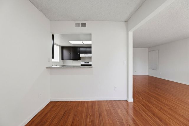 7 Las Moradas Circle, San Pablo, CA 94806