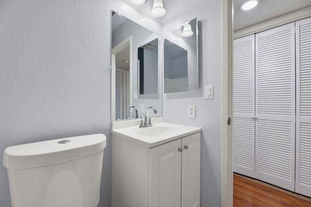 7 Las Moradas Circle, San Pablo, CA 94806