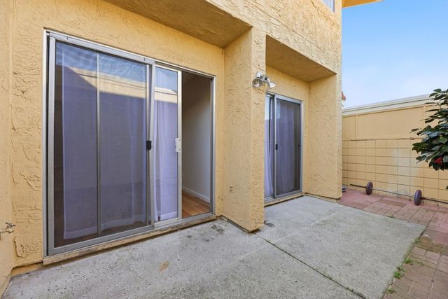 7 Las Moradas Circle, San Pablo, CA 94806