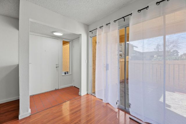 7 Las Moradas Circle, San Pablo, CA 94806