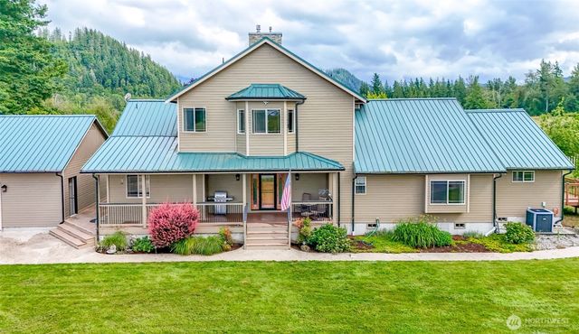 47335 260th Avenue SE, Enumclaw, WA 98022