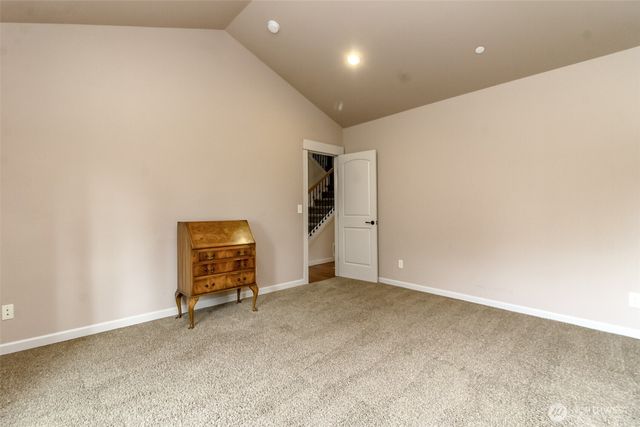 47335 260th Avenue SE, Enumclaw, WA 98022