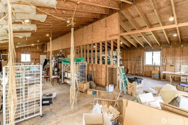 47335 260th Avenue SE, Enumclaw, WA 98022