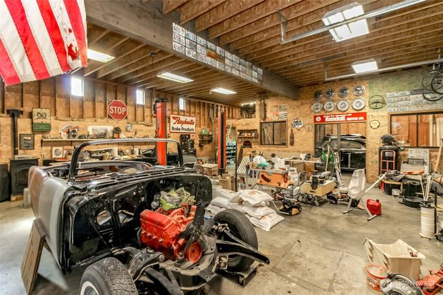 47335 260th Avenue SE, Enumclaw, WA 98022