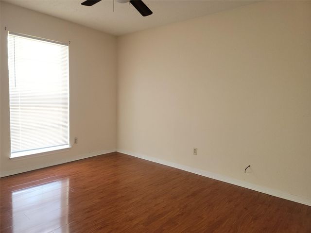 8022 Bailey Road, Pearland, TX 77584