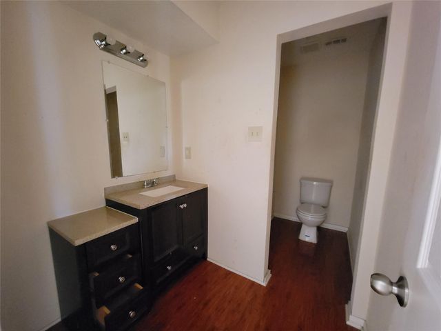 8022 Bailey Road, Pearland, TX 77584