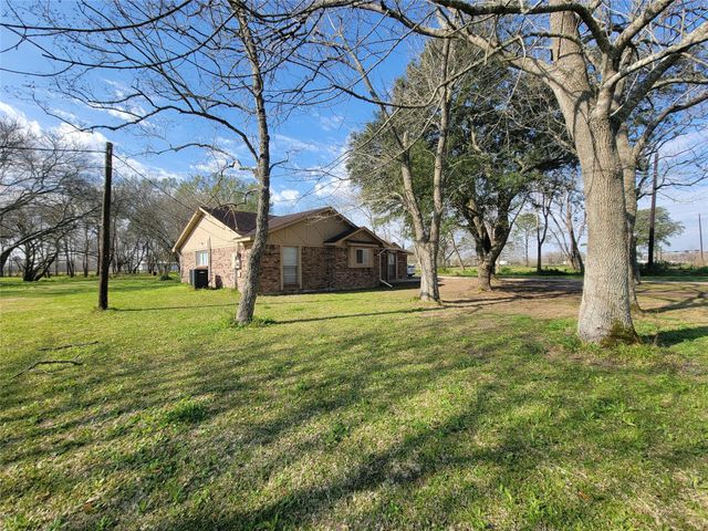 8022 Bailey Road, Pearland, TX 77584