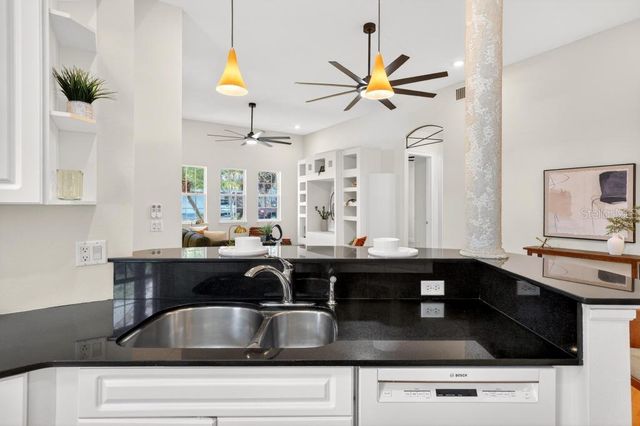 548 S HYER AVENUE 1, Orlando, FL 32801