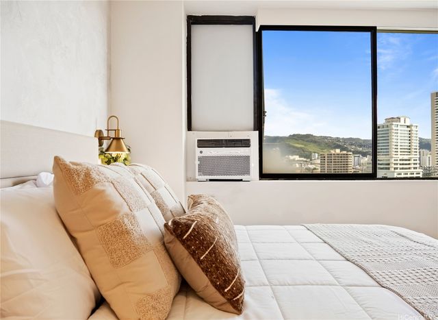 444 Niu Street 1312, Honolulu, HI 96815