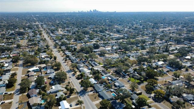 5700 30TH AVENUE N, St Petersburg, FL 33710