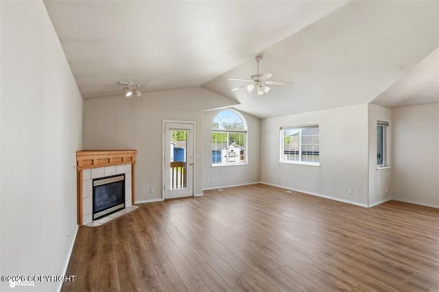 8934 Birch Park Circle, Eagle River, AK 99577