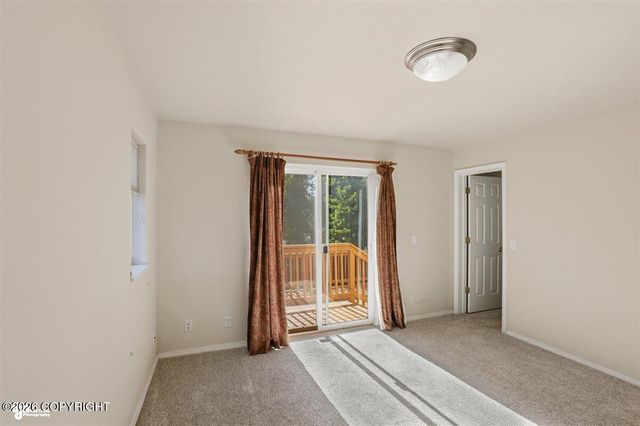 8934 Birch Park Circle, Eagle River, AK 99577