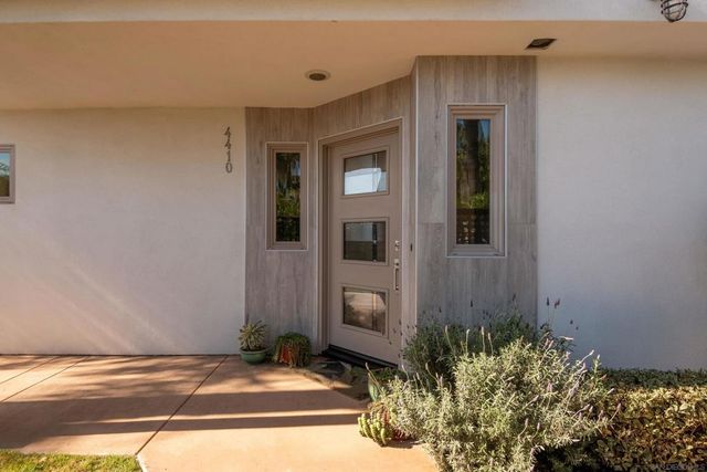4410 Gresham St, San Diego, CA 92109