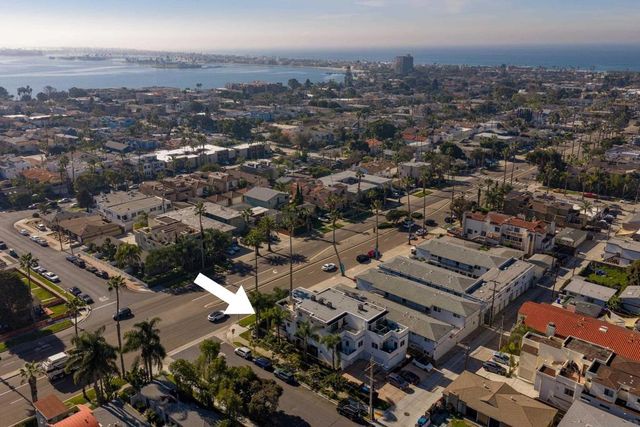 4410 Gresham St, San Diego, CA 92109