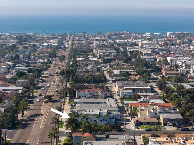 4410 Gresham St, San Diego, CA 92109