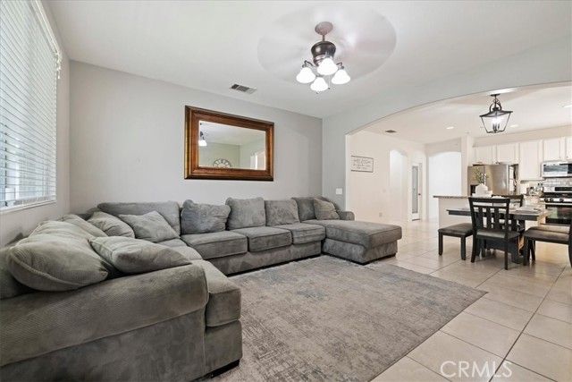 7232 Riley, Fontana, CA 92336