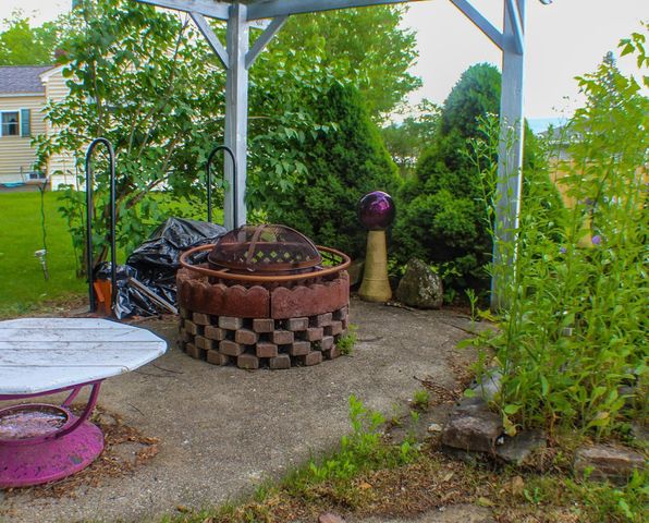 32 Hermanson Street, Berlin, NH 03570