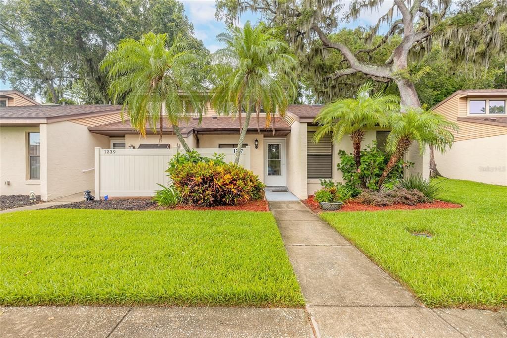 1237 CHARTER OAKS CIRCLE, Daytona Beach, FL 32117