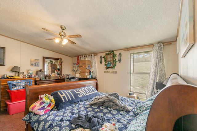 374 N Middletown Road, Winchester, KY 40391