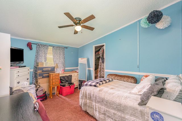 374 N Middletown Road, Winchester, KY 40391