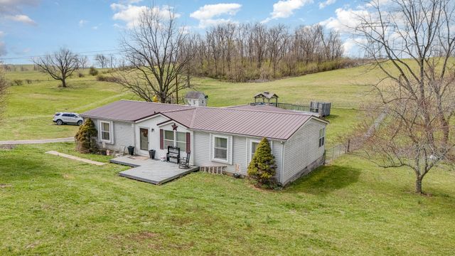 374 N Middletown Road, Winchester, KY 40391