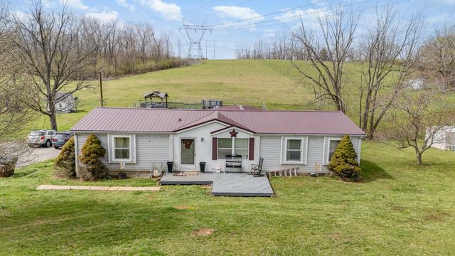 374 N Middletown Road, Winchester, KY 40391