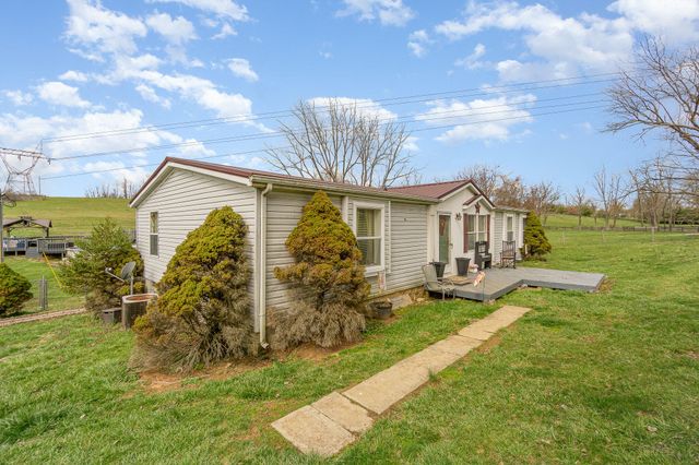 374 N Middletown Road, Winchester, KY 40391