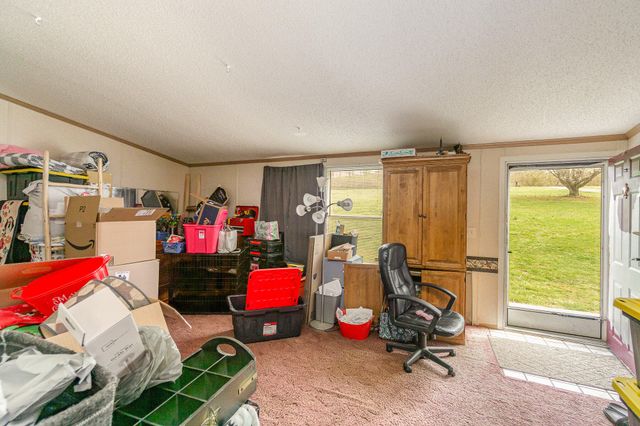 374 N Middletown Road, Winchester, KY 40391