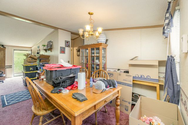 374 N Middletown Road, Winchester, KY 40391