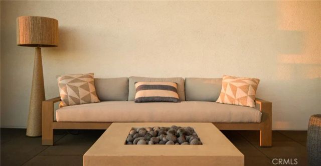 414 Main Street 330, Huntington Beach, CA 92648