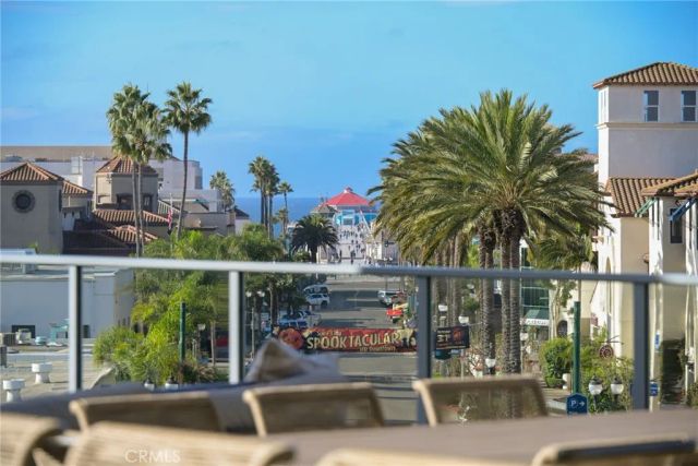 414 Main Street 330, Huntington Beach, CA 92648
